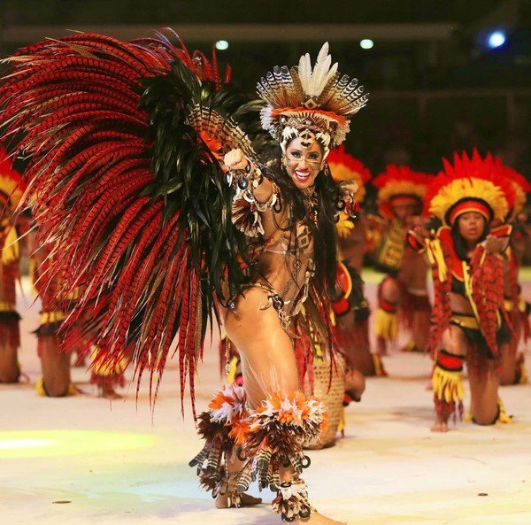 Isabelle Nogueira como Cunhã-Poranga do Boi Garantido — Festival 2024